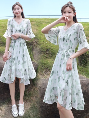 小个子碎花雪纺连衣裙女夏季2025新款小清新遮肚显瘦气质仙女裙子