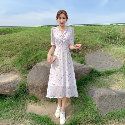 温柔风雪纺碎花连衣裙女夏季新款2025气质显瘦收腰a字裙子紫色仙