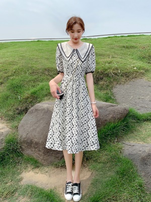 法式小个子雪纺碎花连衣裙女夏季新款2025娃娃领气质显瘦a字裙子