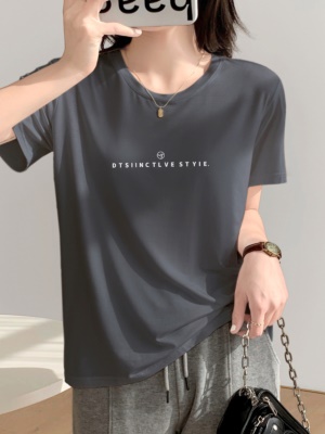 独特上衣超好看大码冰丝短袖t恤女夏季新款休闲字母时尚别致半袖