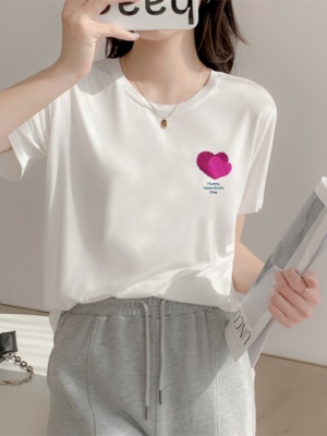 夏季天丝上衣设计感小众女新款显瘦遮肉2025新款宽松正肩短袖t恤