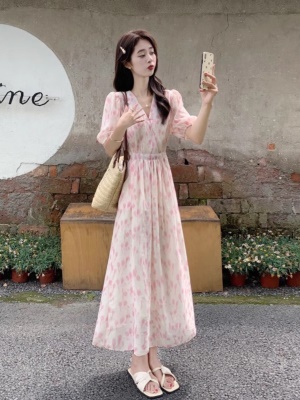 法式粉色碎花雪纺连衣裙女夏季2025新款气质收腰显瘦v领a字裙子仙