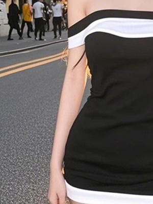 春夏设计感小众修身包臀短裙子甜辣妹性感一字肩锁骨连衣裙女收腰