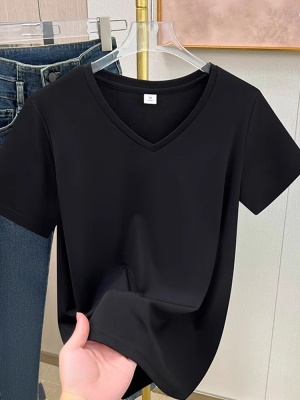 冰丝V领短袖T恤女2025新款黑色宽松显瘦时尚洋气夏季打底天丝上衣