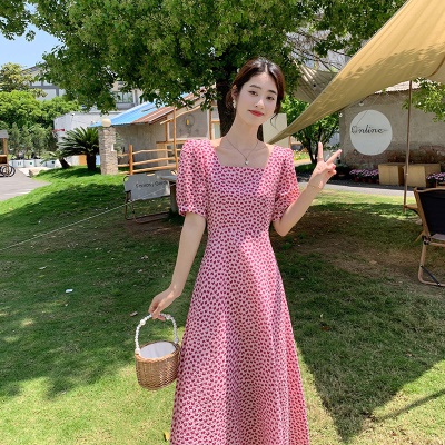 红色碎花雪纺连衣裙女夏季2025新款方领气质收腰显瘦中长a字裙子