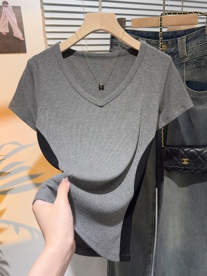 螺纹v领拼色凉感T恤女2025夏新款复古高级感短袖正肩体恤别致上衣