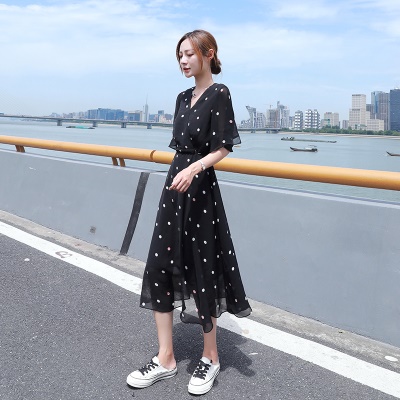 黑色波点碎花雪纺连衣裙女2025夏装新款收腰显瘦气质a字裙裙子仙