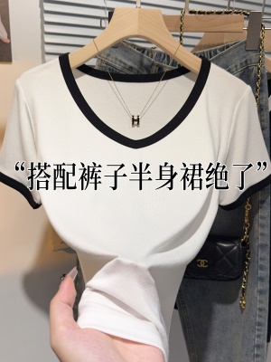 黑色螺纹冰丝短袖t恤女2025新款夏季V领撞色韩系复古减龄别致上衣
