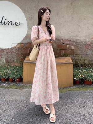 法式粉色碎花雪纺连衣裙女夏季2025新款气质收腰显瘦v领a字裙子仙