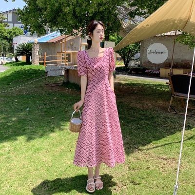 红色碎花雪纺连衣裙女夏季2025新款方领气质收腰显瘦中长a字裙子