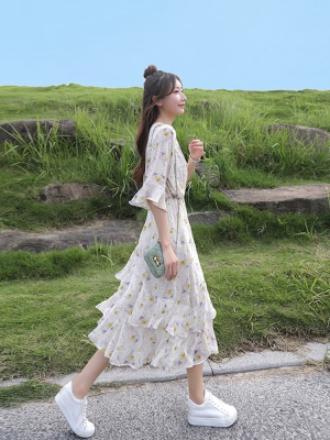 小清新碎花雪纺连衣裙女夏2025新款收腰显瘦气质仙女a字蛋糕裙子