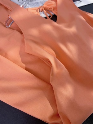 春夏季法式高腰垂坠感背心长裙子小众别致甜辣妹橘色无袖连衣裙女