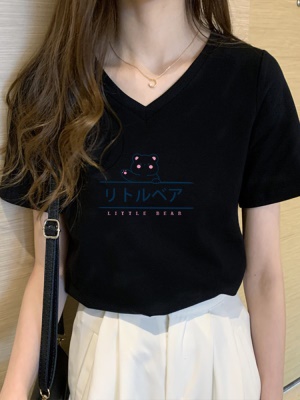 白色t恤女装短袖V领宽松设计感减龄时尚夏季纯棉半袖正肩小熊上衣