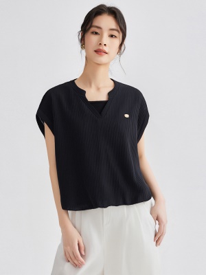 宽松假两件V领显瘦短袖t恤女夏季25年新款小众洋气透气体恤上衣潮