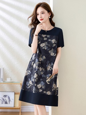 端庄大气欧货连衣裙女装2025夏季新款小个子洋气减龄棉布高端裙子