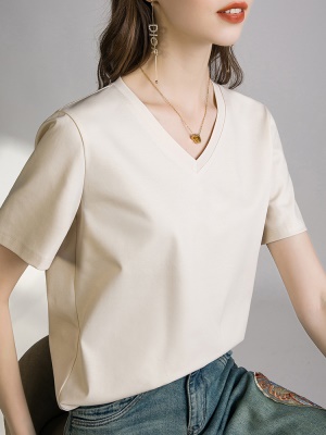 80s液氨卡其色短袖正肩t恤女2025春夏丝光棉V领气质打底衫体恤潮