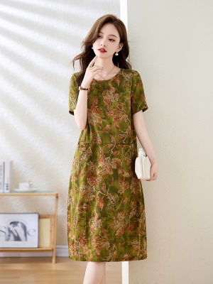 阔太太洋气高贵连衣裙女2025夏季新款欧货大牌棉布遮肚子显瘦裙子