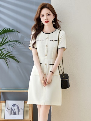 小香风漂亮女装连衣裙2025夏季新款正式场合宴会名媛收腰a字裙子