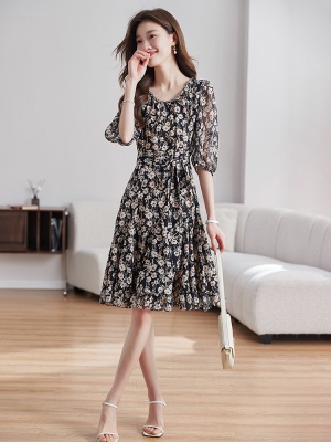 法式名媛碎花雪纺连衣裙女2025夏季新款高级感十三行轻奢爆款裙子