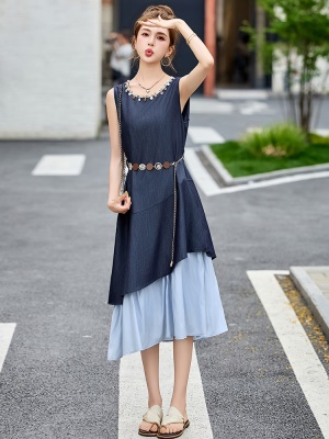 法式复古无袖连衣裙女2025夏季新款高级感气质拼接串珠收腰中长裙