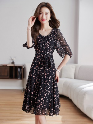 法式名媛碎花雪纺连衣裙女2025夏季新款高级感十三行轻奢爆款裙子