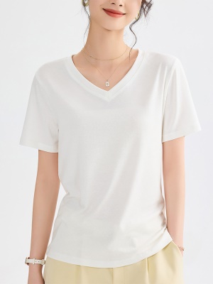 天丝打底衫女2025款夏季纯色内搭莱赛尔修身上衣亚麻洋气V领体恤