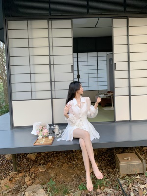 ByYou 夏季白色天丝衬衫连衣裙套装女高腰阔腿短裤两件套 含吊带