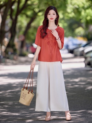 高端天丝亚麻套装女2025夏季新款显瘦遮肚子减龄年轻款妈妈两件套