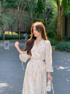 ByYou 夏季新款黄色露腰刺绣雪纺碎花连衣裙长款灯笼袖仙女a字裙