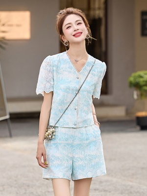小香风刺绣蕾丝短裤套装女2025夏季新款轻奢气质穿搭泡泡袖两件套