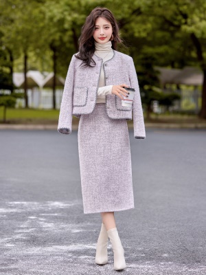 粉色法式小香风套装女2025秋冬新款时尚洋气爆款加厚羊毛呢两件套