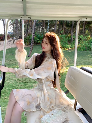 ByYou夏季长袖v领泡泡袖雪纺黄色碎花连衣裙两件套收腰仙女短裙子