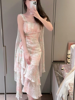 ByYou 夏季气质印花雪纺吊带连衣裙收腰无袖露肩过膝长款不规则裙