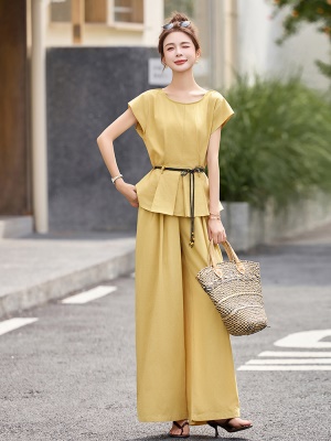 高端时尚亚麻套装女2025夏季新款巨好看超火炸街显瘦阔腿裤两件套