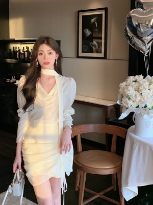 ByYou 夏季白色高腰半身裙女设计感抽皱网纱拼接显瘦包臀短裙子