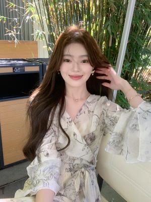 ByYou 夏季新款法式v领荷叶袖碎花连衣裙气质收腰显瘦a字仙女长裙