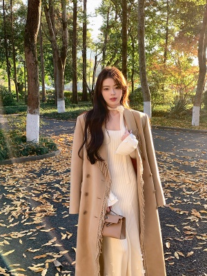 ByYou 秋冬兔绒杏色喇叭袖挂脖针织连衣裙长款过膝加厚打底毛衣裙