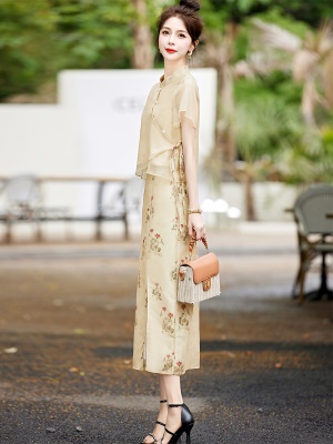 中国风女装套装轻奢高级感夏装搭配一整套活泼减龄半身裙两件套