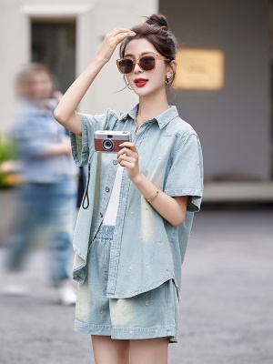 欧货干练气质短裤套装女夏2025新款流行炸街薄款水洗棉牛仔两件套