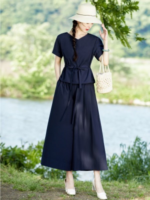 成套搭配收腰衣服女套装2025夏新款爆款时尚巨显瘦遮肉裙裤两件套