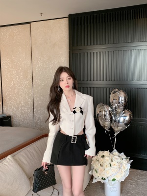 ByYou 夏季新款黑色高腰半身裙女设计感小众百搭显瘦A字裙短裙子