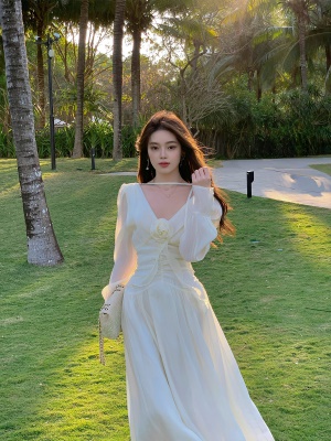 ByYou 夏季新款法式薄纱灯笼袖白色天丝连衣裙气质长款V领掐腰裙