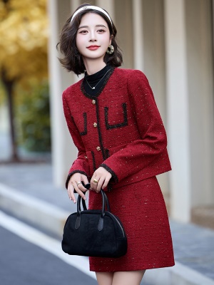 法式小香风名媛套装女2025秋季新款复古花边红色喜庆婚宴两件套裙