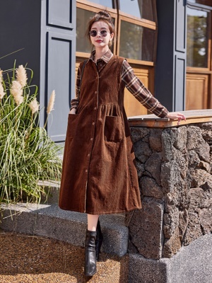 美拉德灯芯绒马甲连衣裙套装女2025年春季新款格子时尚高档两件套