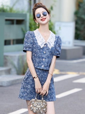 欧货小香风短裤套装女夏2025新款小个子拼色娃娃领牛仔两件套爆款