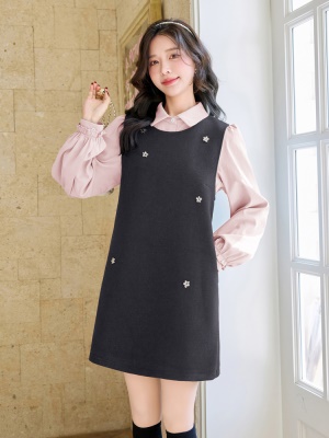 学院风时尚小香风套装女2025年新款春季爆款叠穿衬衫背心裙两件套