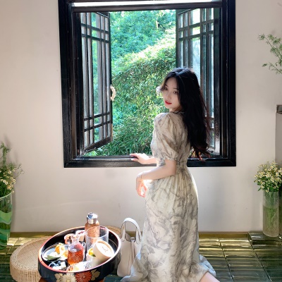 ByYou 温柔风水墨碎花度假风连衣裙夏高级感收腰长款泡泡袖茶歇裙