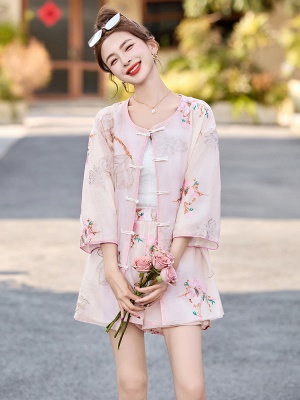 新中式国风优雅气质套装女夏2025新款时尚七分袖松弛感短裤两件套