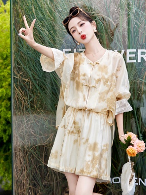 新中式印花雪纺凉快套装女2025夏季新款遮肚子漂亮时尚短裤两件套
