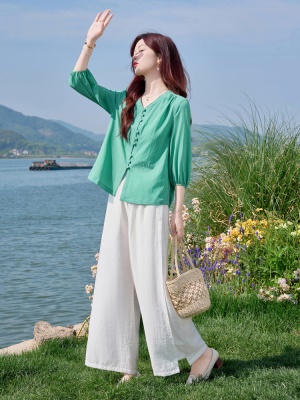 时尚松弛感V领衬衫套装女2025夏新款气质显瘦年轻妈妈休闲两件套